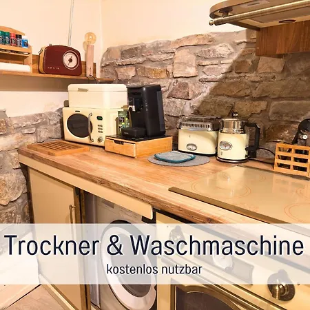 Haensel & Gretel Fachwerkhaus Mit Garten Im Westerwald Hébergement de vacances Hundsdorf